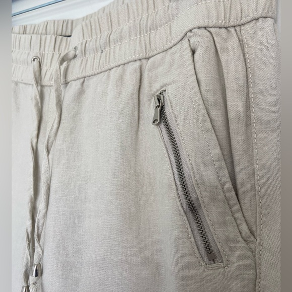 Baggie Fit Cream Pants - Picture 2 of 3